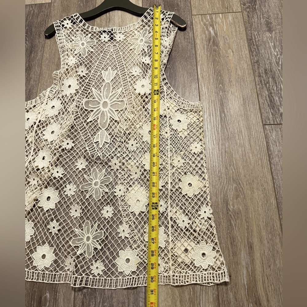 New Directions Cream Crochet Women Sweater Vest - Picture 6 of 7